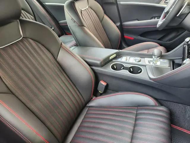 2026 Genesis G70 3.3T RWD Sport Prestige