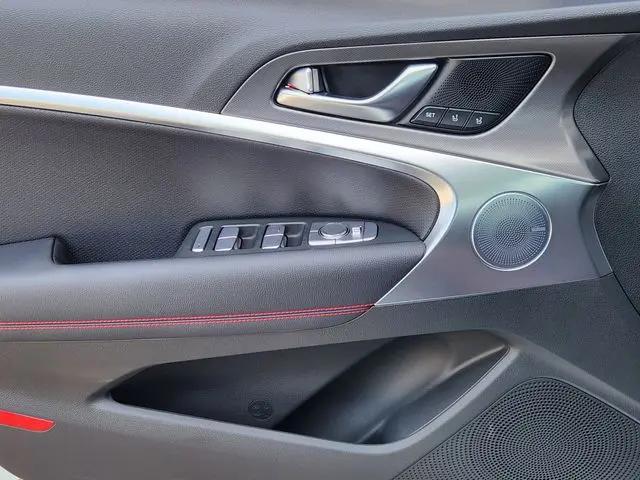 2026 Genesis G70 3.3T RWD Sport Prestige
