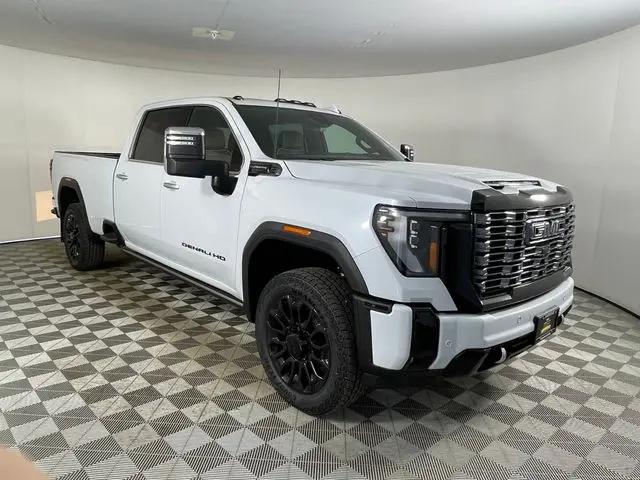 2026 GMC Sierra 2500HD Crew Cab, Long Bed, Denali Ultimate, 4WD