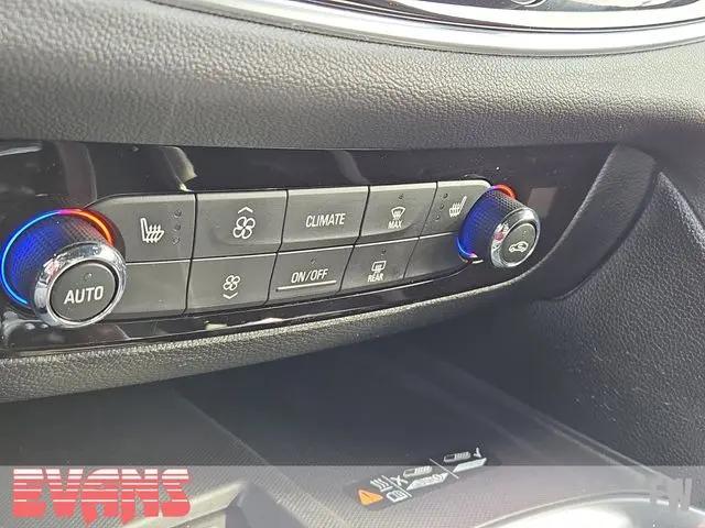 2023 Buick Enclave Essence AWD