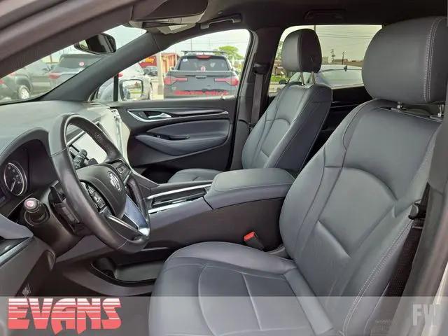 2023 Buick Enclave Essence AWD
