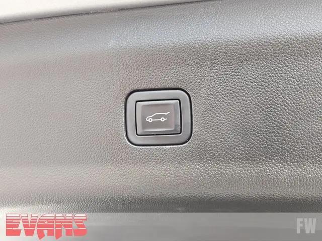 2023 Buick Enclave Essence AWD