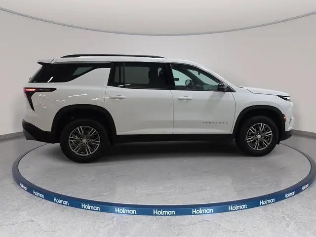 2025 Chevrolet Traverse AWD LT