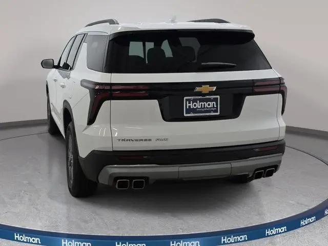 2025 Chevrolet Traverse AWD LT