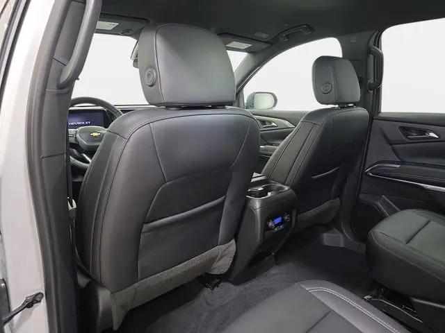 2025 Chevrolet Traverse AWD LT