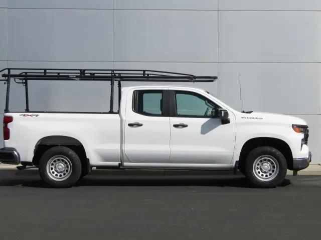 2023 Chevrolet Silverado 1500 4WD Double Cab Standard Bed WT