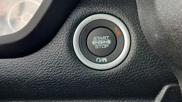 2026 Ram 1500 Express Crew Cab 4x4 57 Box