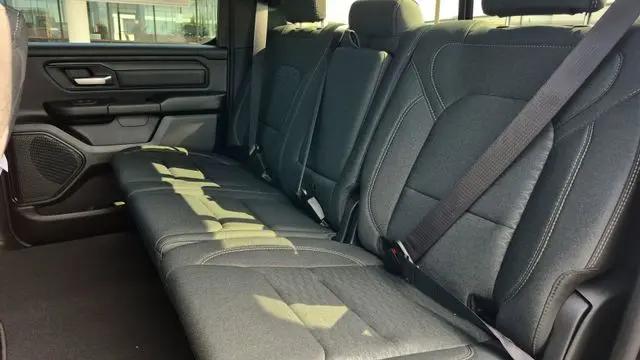 2026 Ram 1500 Express Crew Cab 4x4 57 Box