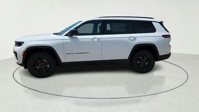 2026 Jeep Grand Cherokee L Altitude 4x2