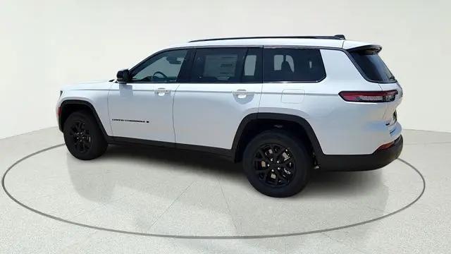2026 Jeep Grand Cherokee L Altitude 4x2