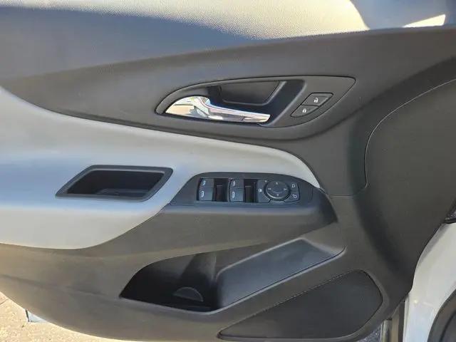 2020 Chevrolet Equinox FWD LS