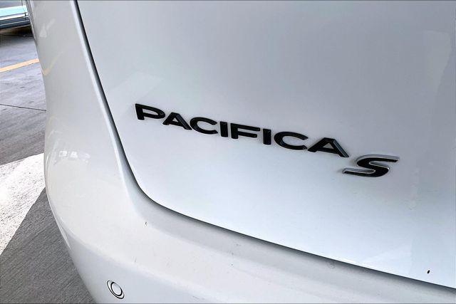 2023 Chrysler Pacifica Hybrid Limited