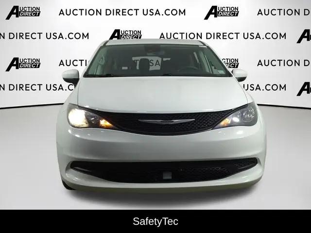 2021 Chrysler Voyager L