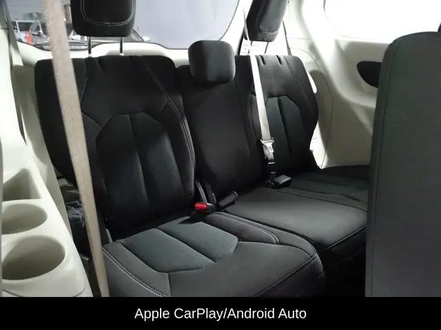 2021 Chrysler Voyager L