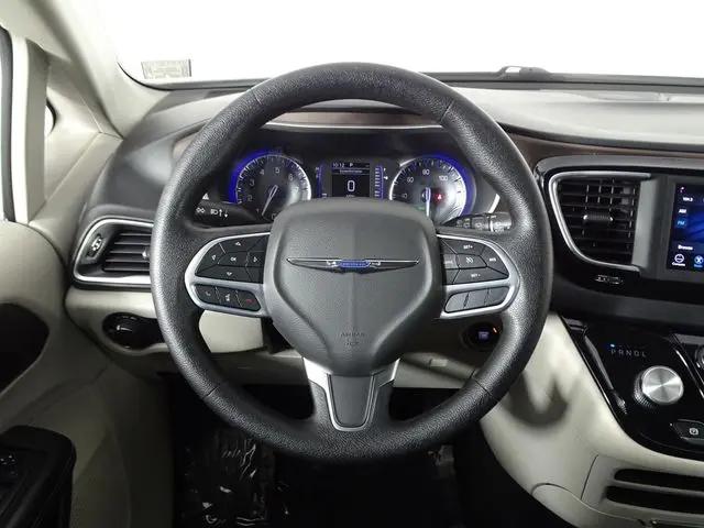 2021 Chrysler Voyager L