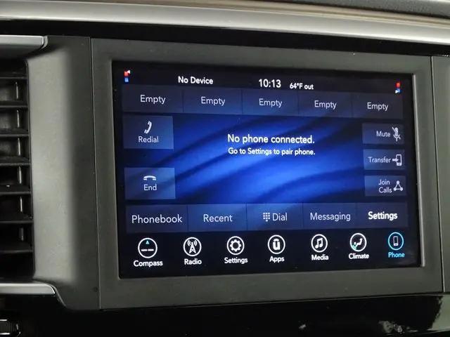2021 Chrysler Voyager L