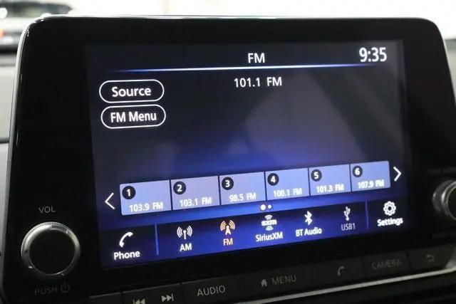 2024 Nissan Altima SV FWD