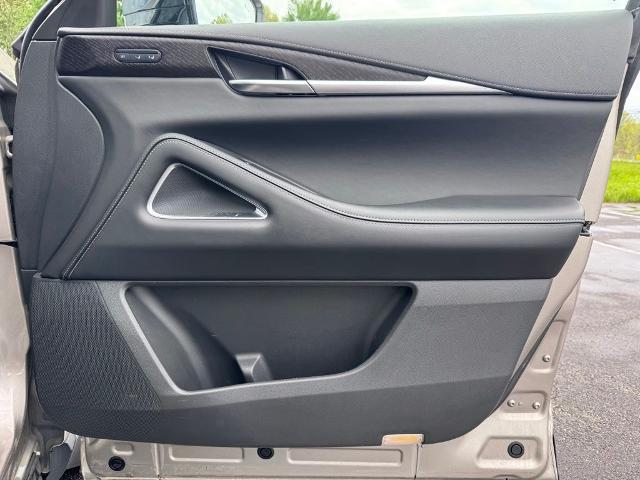 2023 INFINITI QX60 SENSORY AWD