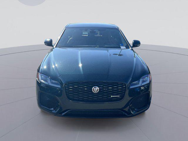 2022 Jaguar XF R-Dynamic SE P300 AWD Automatic