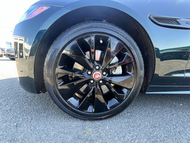 2022 Jaguar XF R-Dynamic SE P300 AWD Automatic