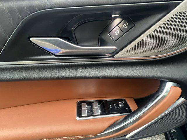 2022 Jaguar XF R-Dynamic SE P300 AWD Automatic