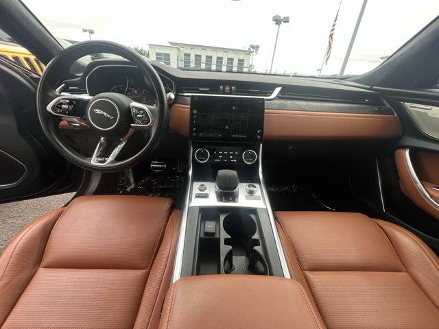 2022 Jaguar XF R-Dynamic SE P300 AWD Automatic