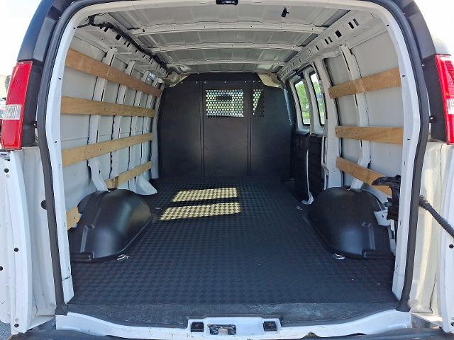 2024 GMC Savana Cargo RWD 2500 Regular Wheelbase Work Van