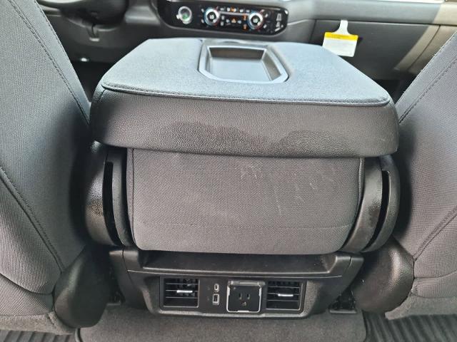 2023 GMC Sierra 1500 2WD Crew Cab Short Box Elevation