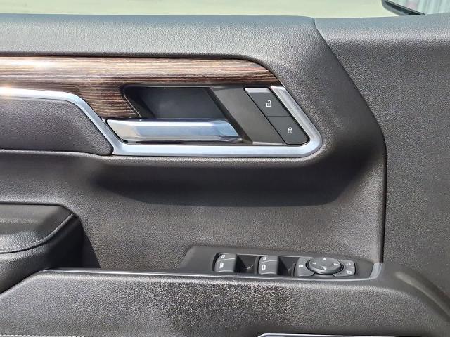 2023 GMC Sierra 1500 2WD Crew Cab Short Box Elevation