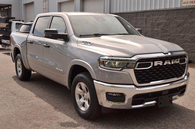 2025 Ram 1500 Big Horn Crew Cab 4x4 5'7" Box