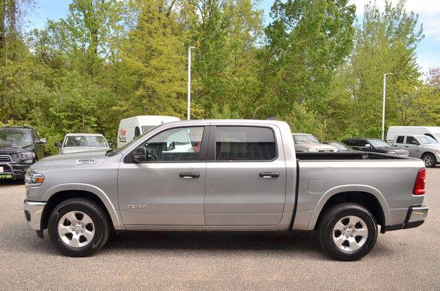 2025 Ram 1500 Big Horn Crew Cab 4x4 5'7" Box