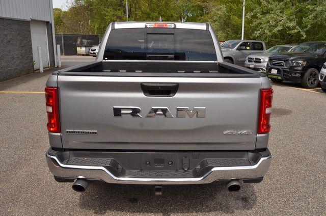 2025 Ram 1500 Big Horn Crew Cab 4x4 5'7" Box