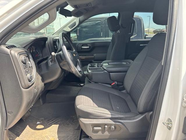2022 Chevrolet Silverado 1500 4WD Crew Cab Short Bed LT