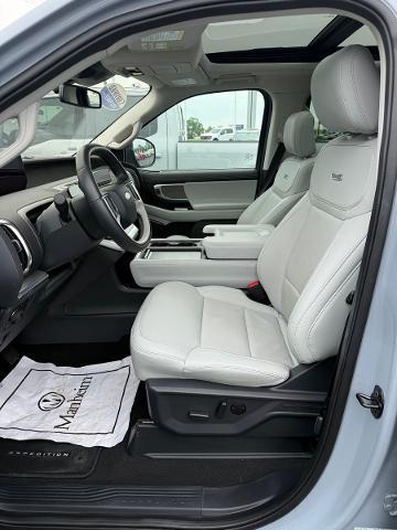 2025 Ford Expedition Platinum MAX