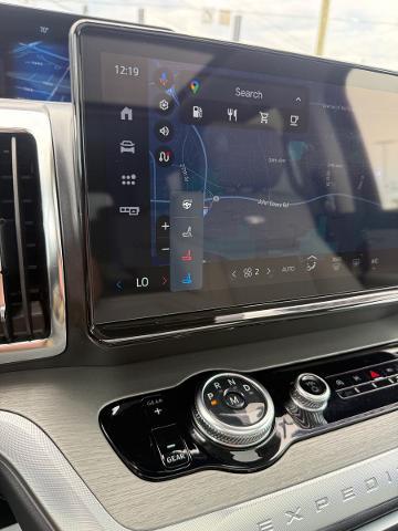 2025 Ford Expedition Platinum MAX