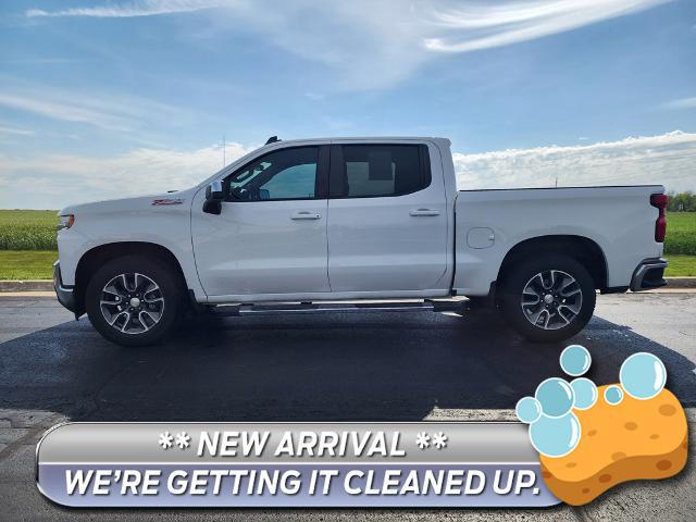 2021 Chevrolet Silverado 1500 4WD Crew Cab Short Bed LT for sale in Watseka, IL