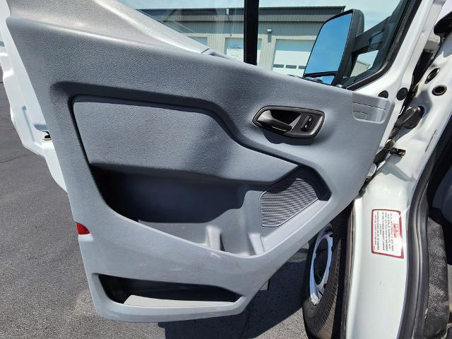 2019 Ford Transit 130 WB Low Roof Cargo