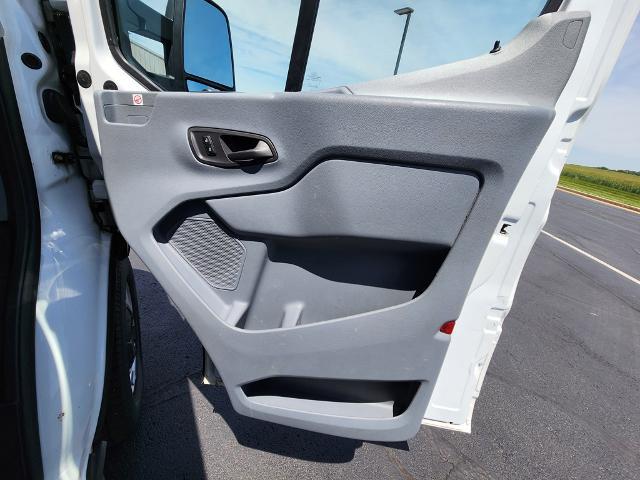 2019 Ford Transit 130 WB Low Roof Cargo