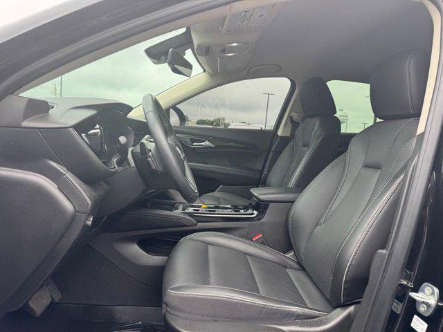 2023 Buick Envision Essence FWD