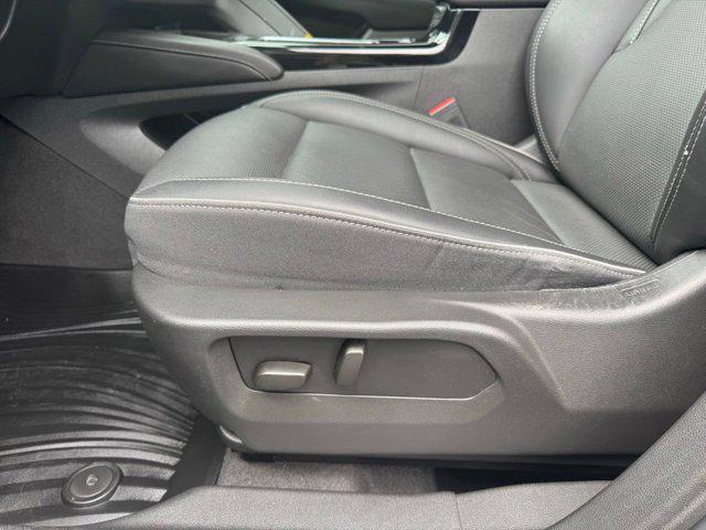 2023 Buick Envision Essence FWD