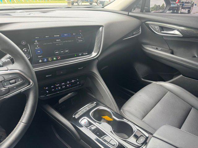 2023 Buick Envision Essence FWD