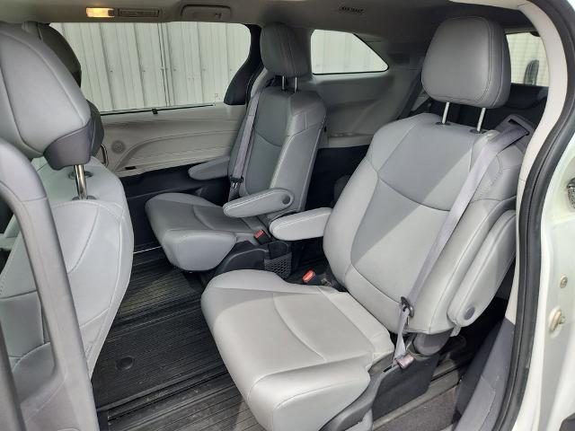 2022 Toyota Sienna XLE 7 Passenger