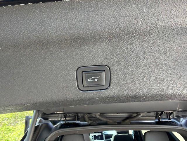 2024 GMC Yukon 4WD Denali
