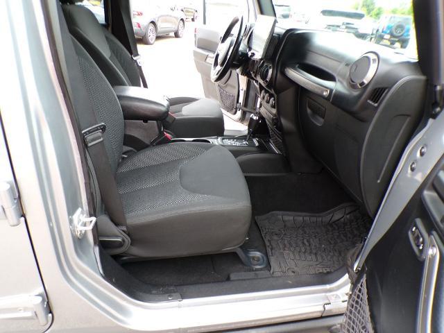 2016 Jeep Wrangler Unlimited Black Bear