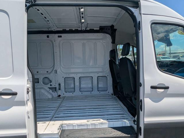 2023 Ford Transit Cargo Van Base