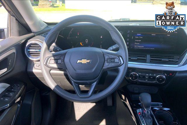 2024 Chevrolet Trax FWD LT