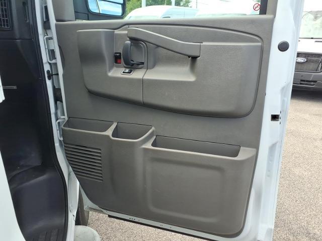 2024 Chevrolet Express Cargo Van RWD 2500 Regular Wheelbase WT