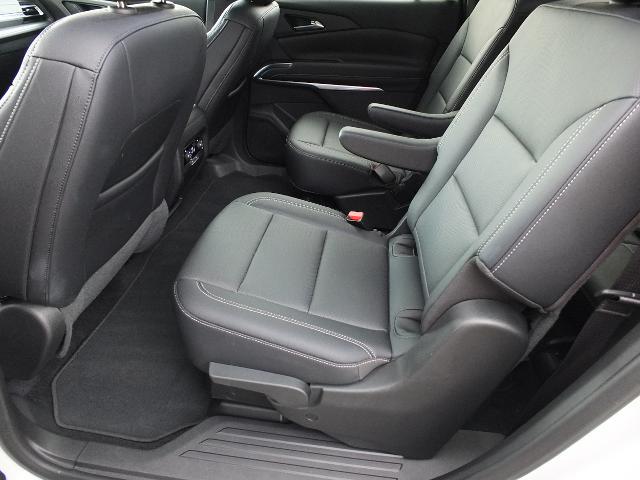 2025 Chevrolet Traverse FWD LT