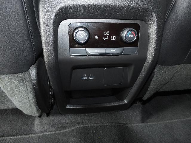 2025 Chevrolet Traverse FWD LT