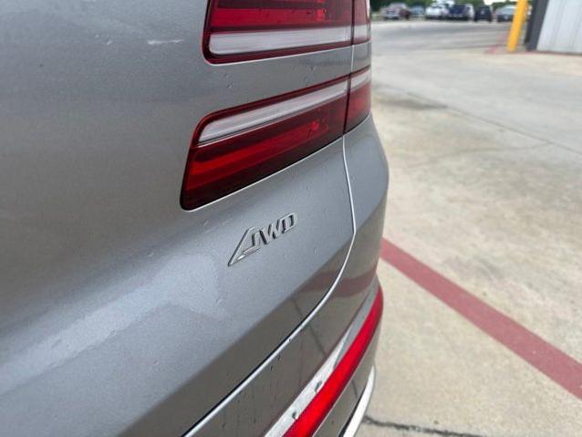 2025 Genesis GV80 2.5T Standard AWD